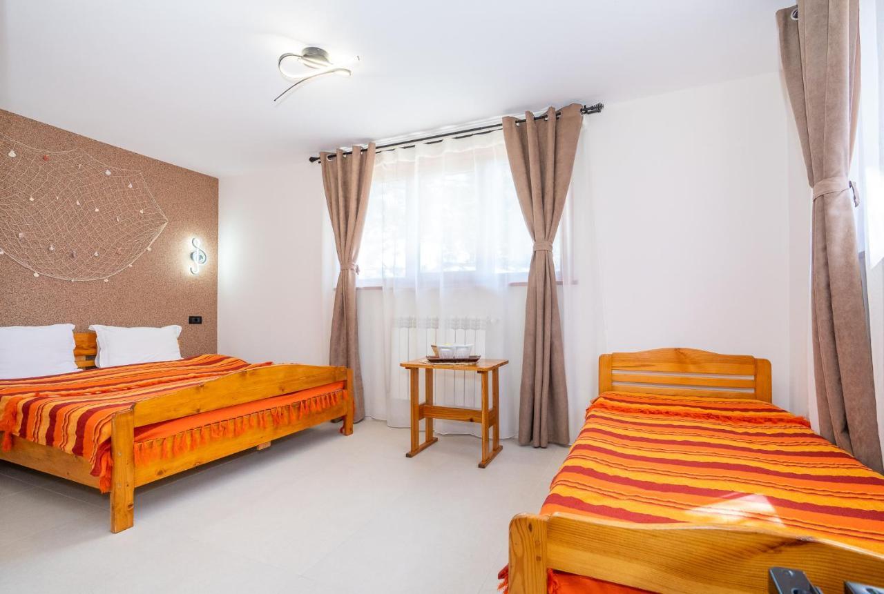 Casa Nikita Otel Vama Veche Dış mekan fotoğraf